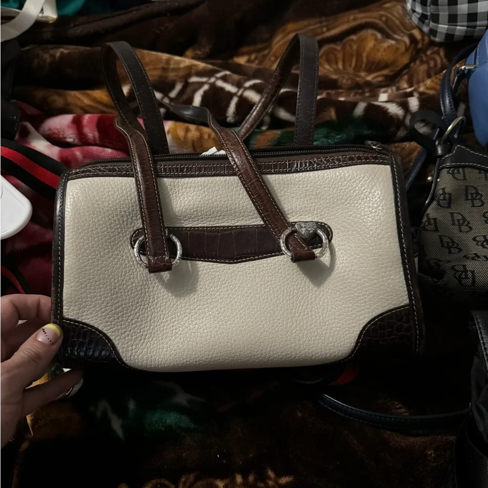 Purses - Picture 7 of 10